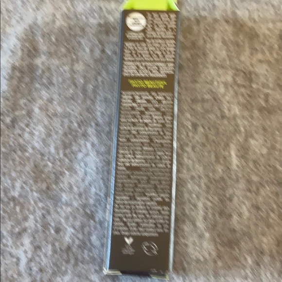 Brand new Becca primer and juice beauty primer - Picture 3 of 5